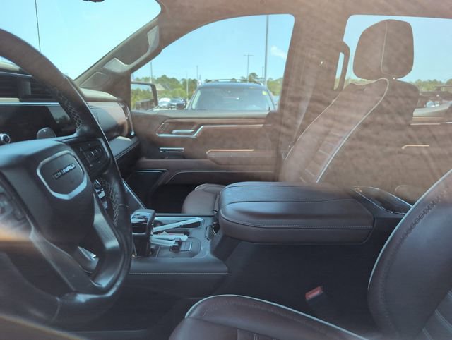 Used 2023 GMC Sierra 1500 Denali Ultimate AWD/4WD image 2