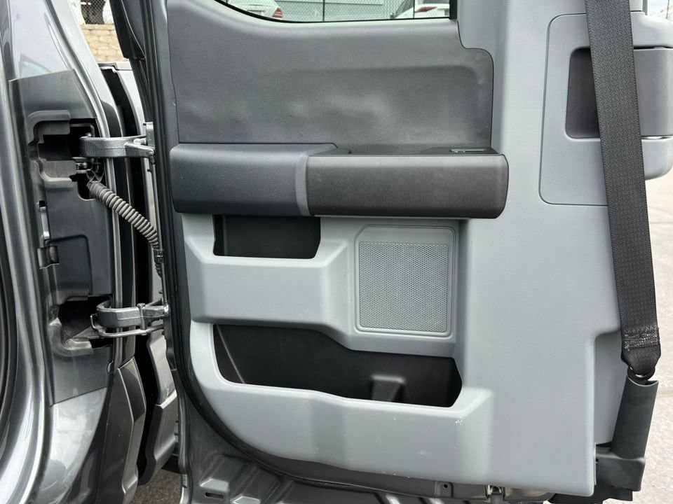 Used 2023 Ford F250 XLT w/ Snow Plow/Camper Package AWD/4WD image 34