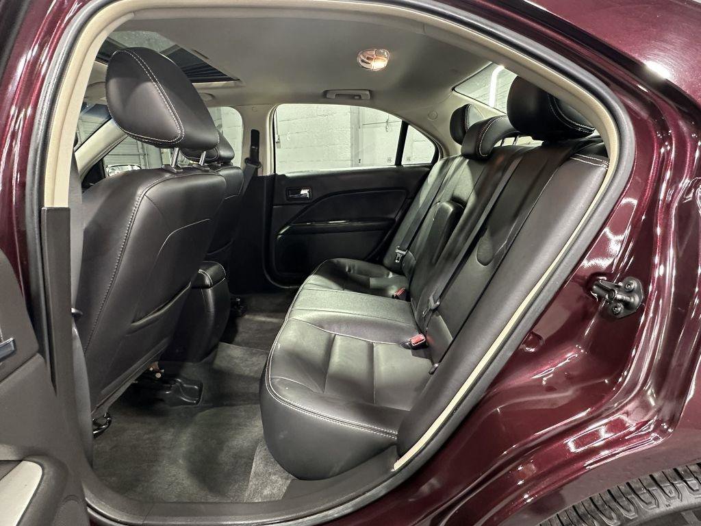 Used 2011 Ford Fusion SEL w/ 302A Rapid Spec Order Code FWD image 23