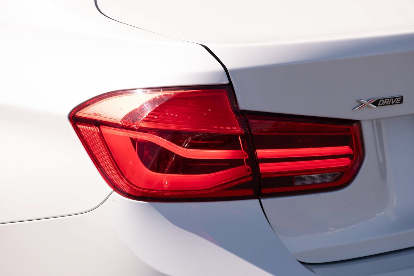 Used 2018 BMW 320i xDrive Sedan w/ Convenience Package AWD/4WD image 24