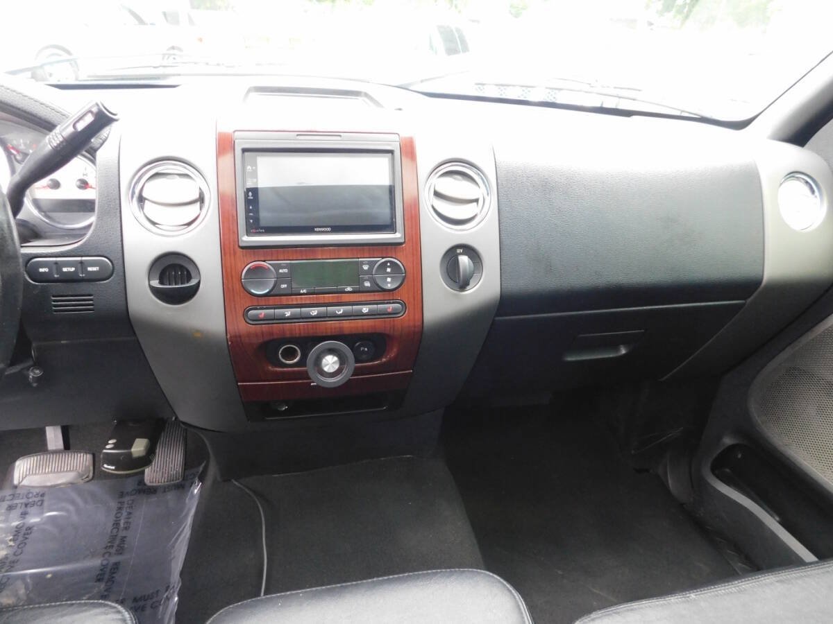 Used 2005 Ford F150 Lariat RWD image 7