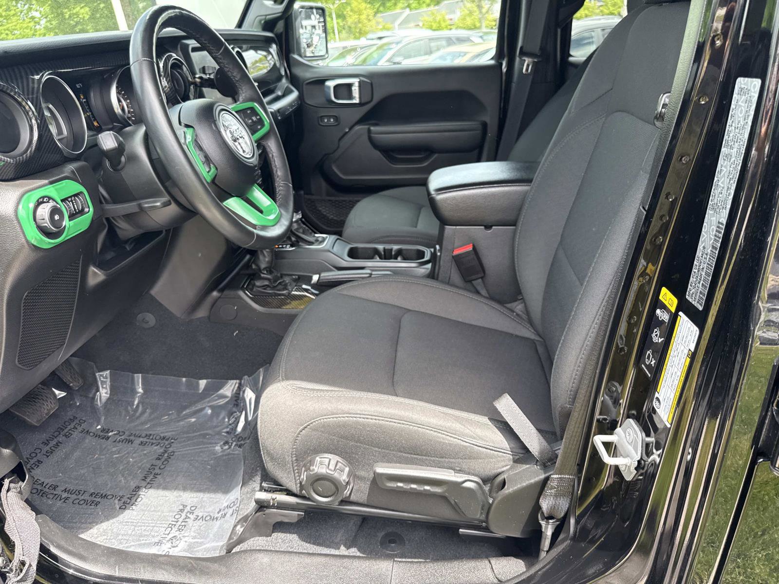 Used 2022 Jeep Wrangler Unlimited Sport w/ Sun And Sound Package AWD/4WD image 17