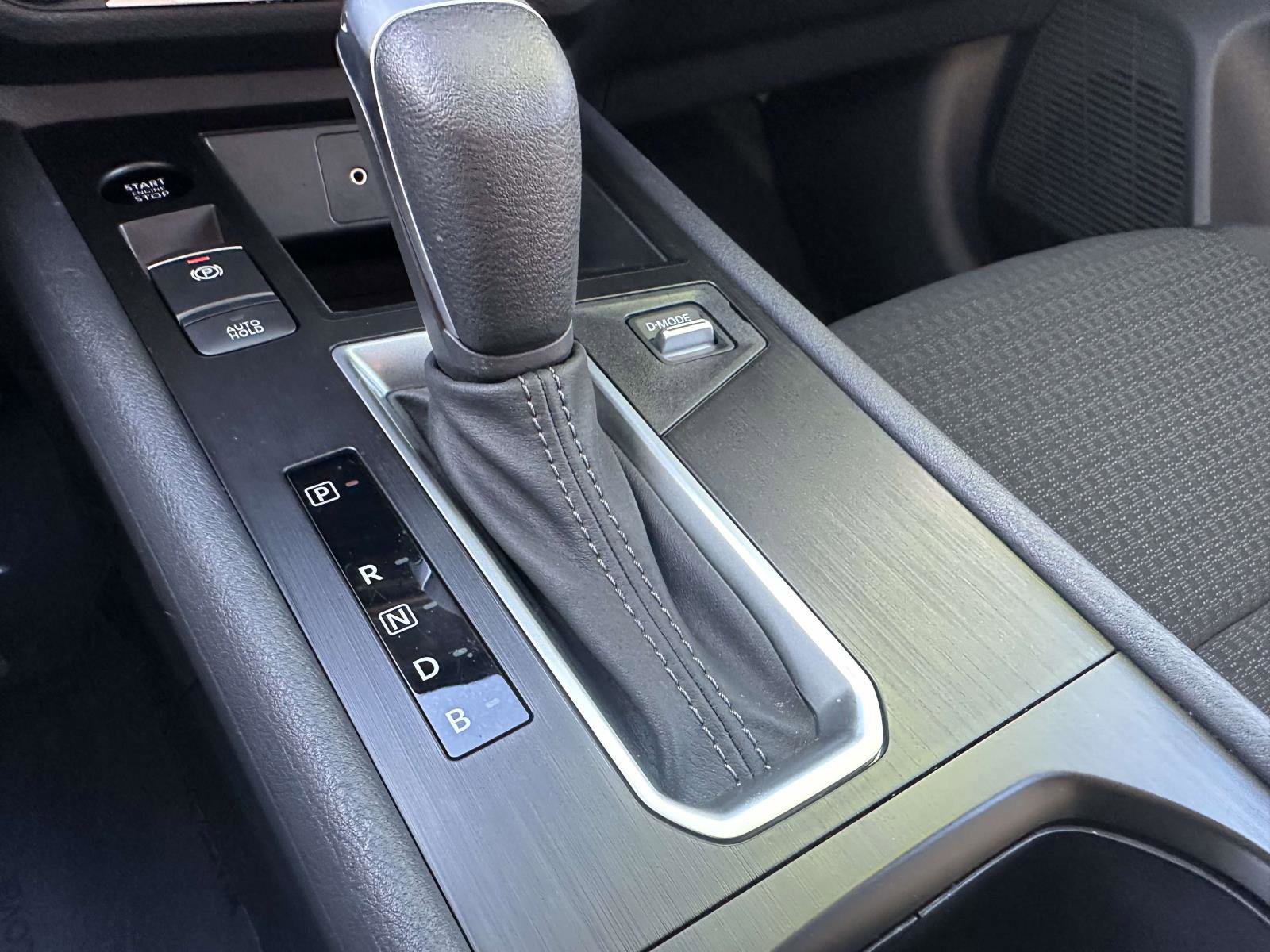 Used 2025 Nissan Kicks S image 20