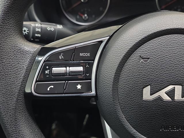 Used 2023 Kia Forte LXS image 16