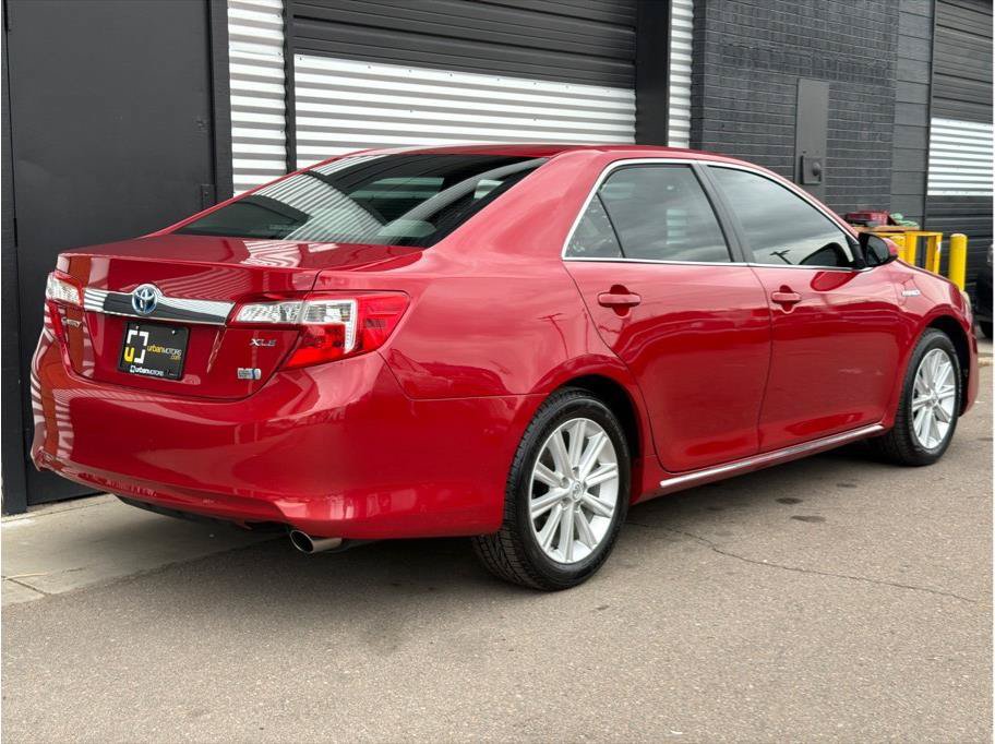 Used 2014 Toyota Camry XLE w/ Protection Package FWD image 9