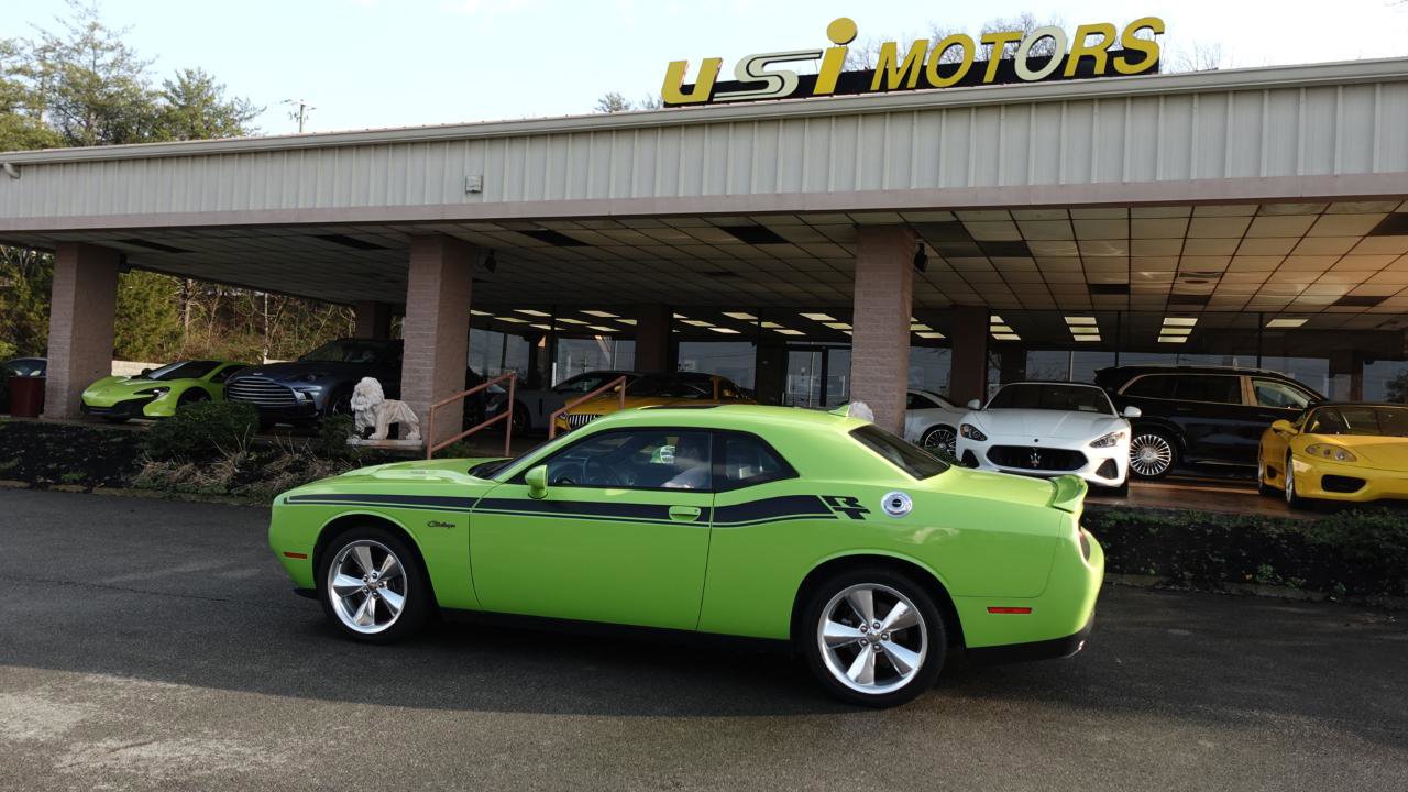 Used 2015 Dodge Challenger R/T Plus image 19
