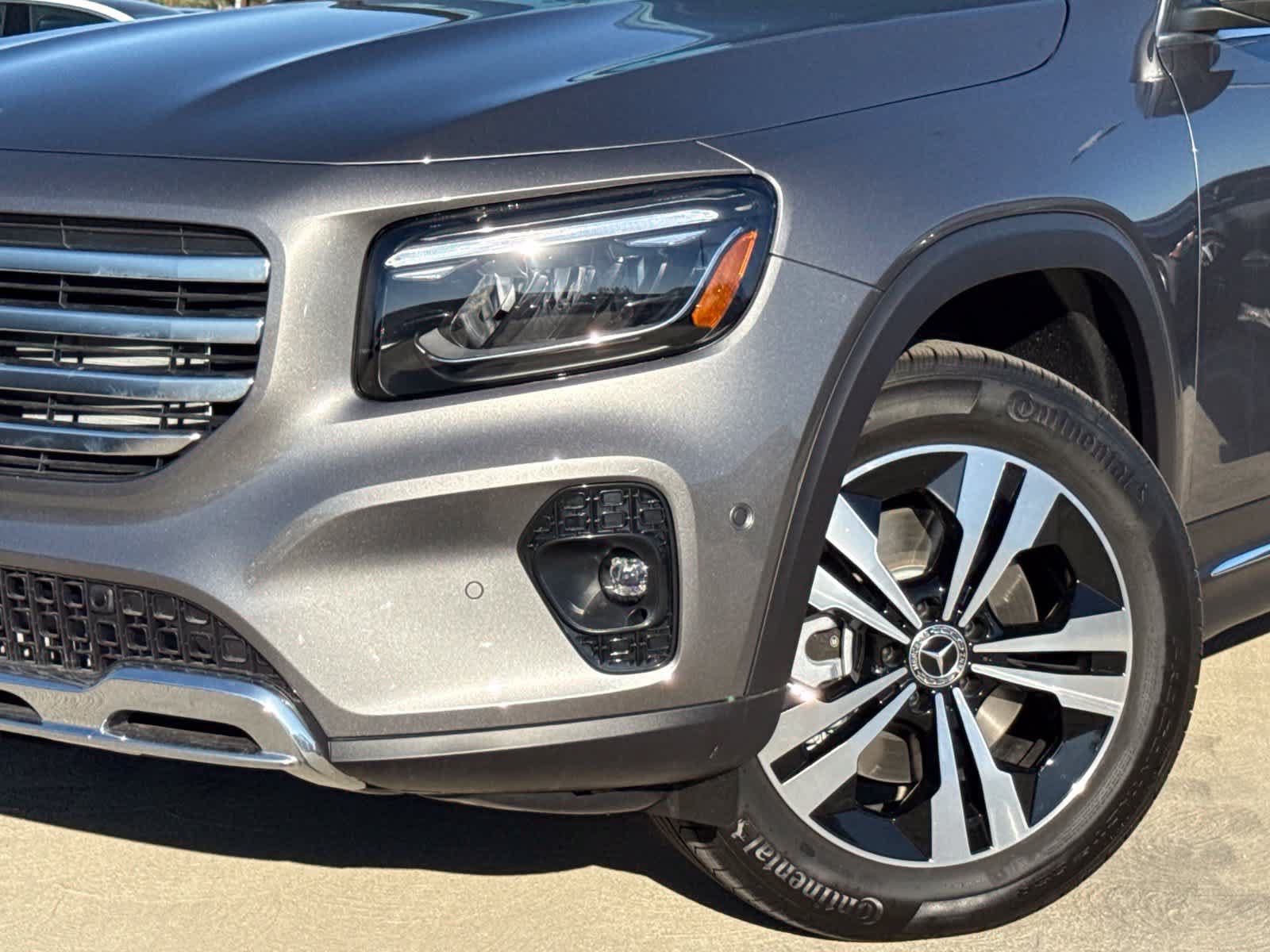 New 2026 Mercedes-Benz GLB 250 4MATIC image 3