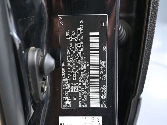 Used 2006 Toyota Land Cruiser image 52