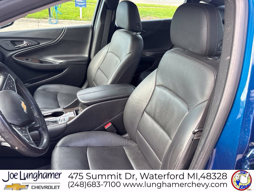Used 2019 Chevrolet Malibu Premier w/ Sun and Wheel Package FWD image 14