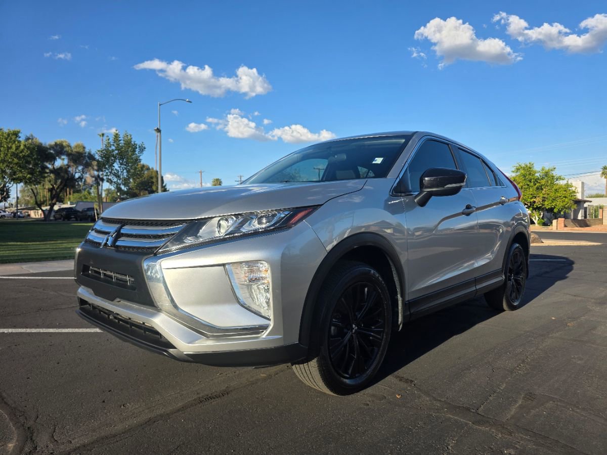 Used 2018 Mitsubishi Eclipse Cross LE video 1