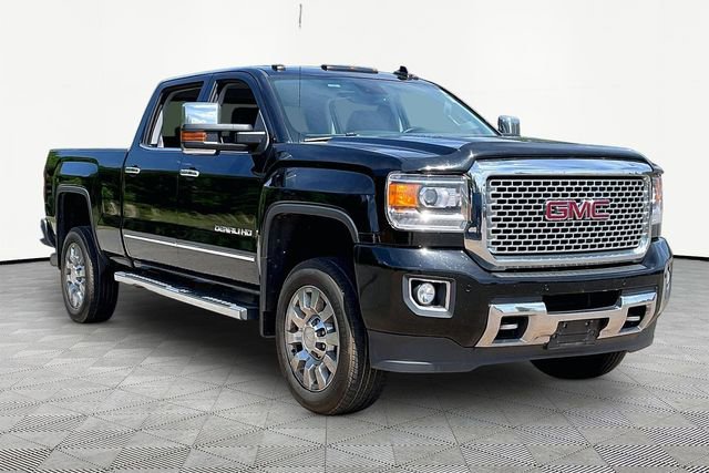 Used 2015 GMC Sierra 2500 Denali w/ Duramax Plus Package AWD/4WD 360° Tour