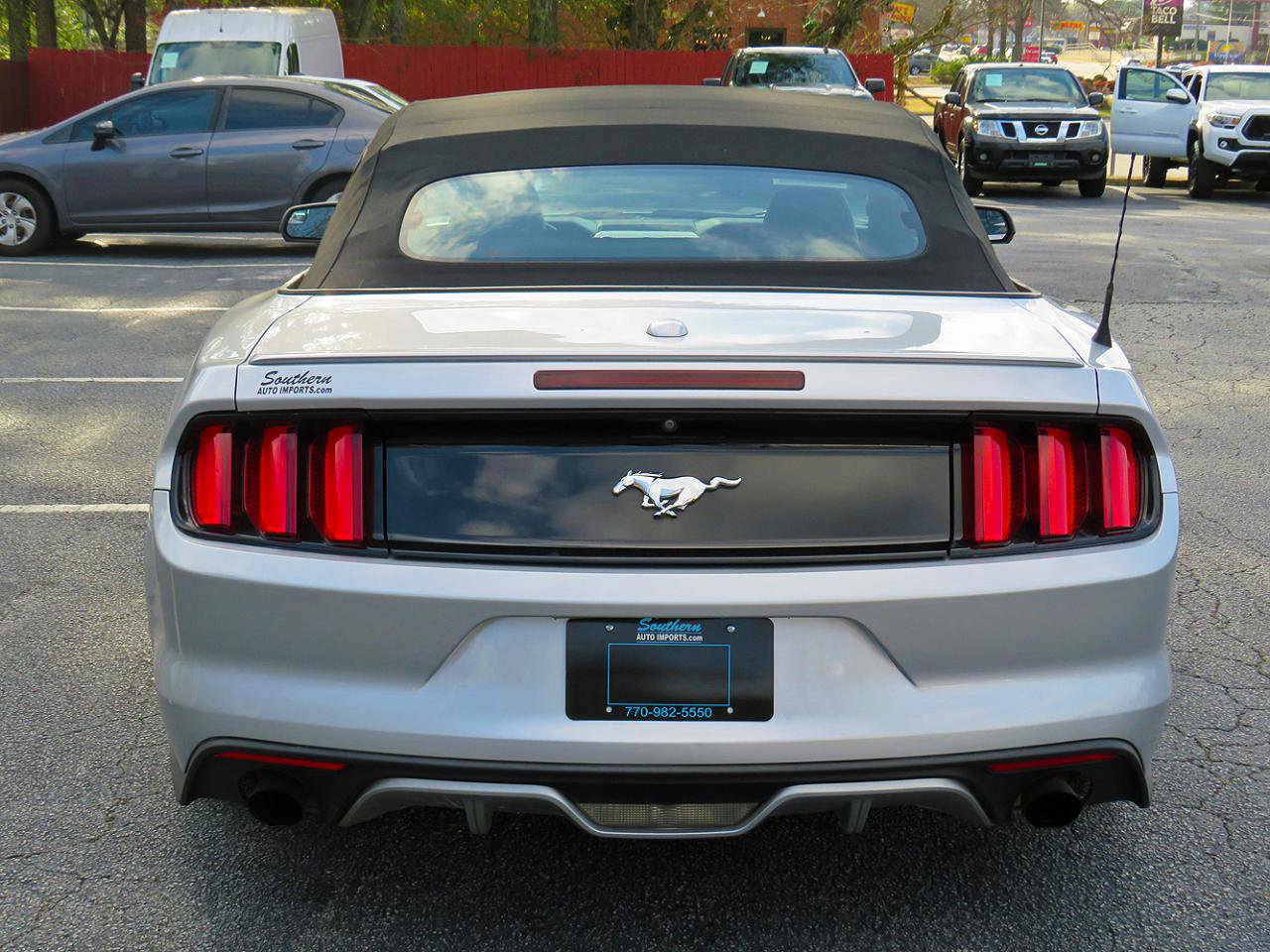 Used 2017 Ford Mustang Premium image 13