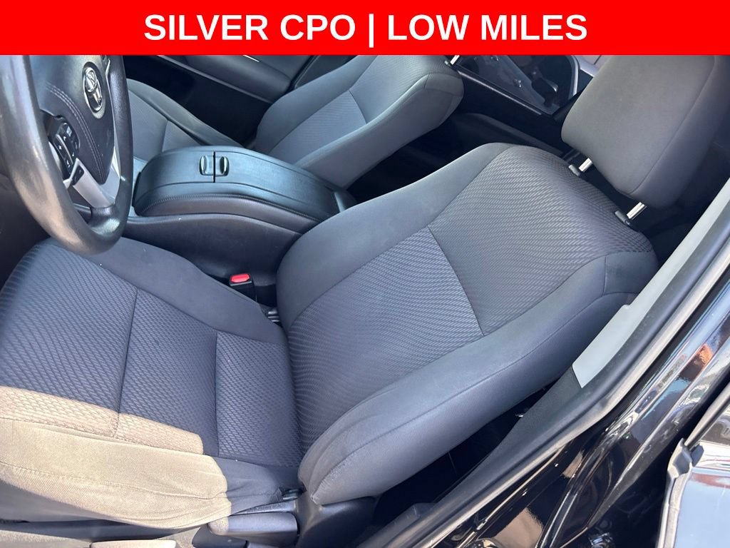 Used 2019 Toyota Highlander LE w/ Carpet Mat Package (TMS) FWD image 16