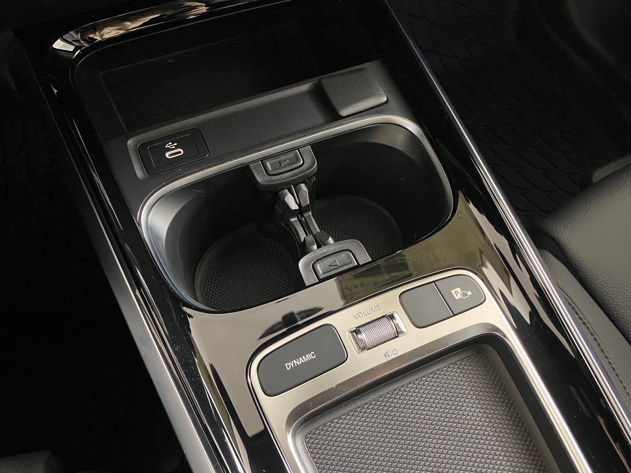 Used 2026 Mercedes-Benz GLB 250 4MATIC image 18