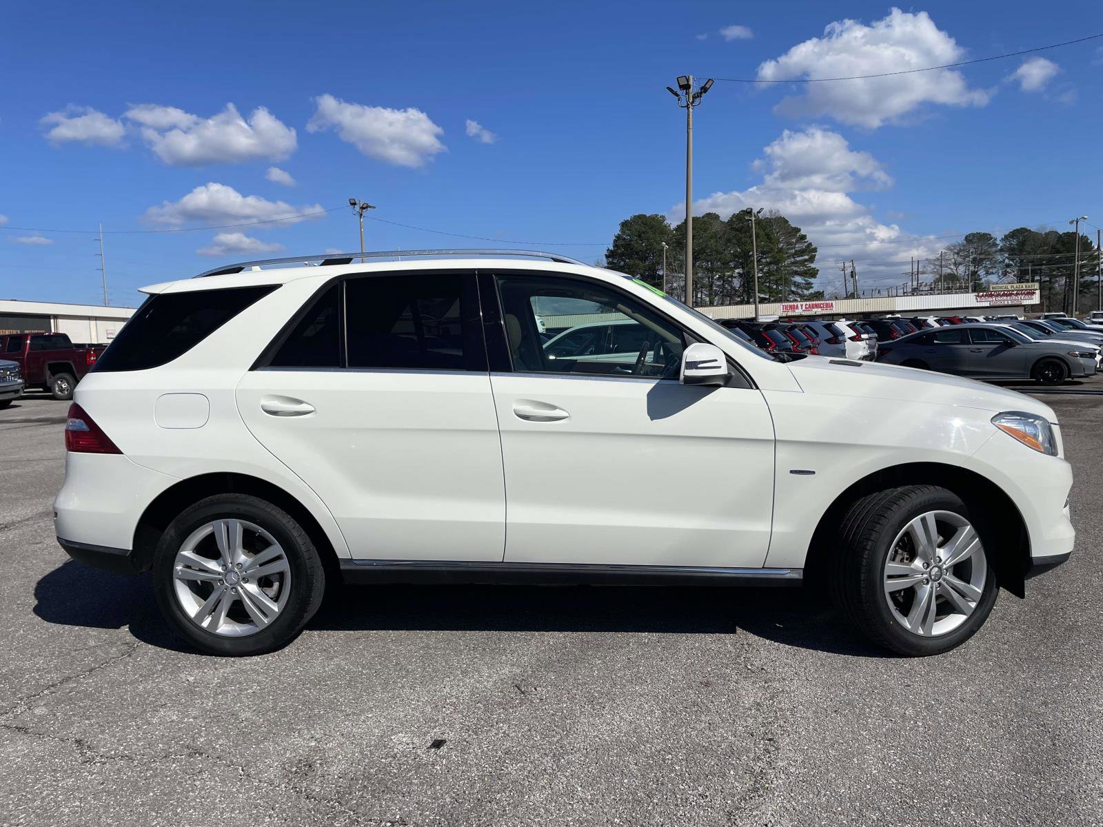 Used 2012 Mercedes-Benz ML 350 4MATIC image 2