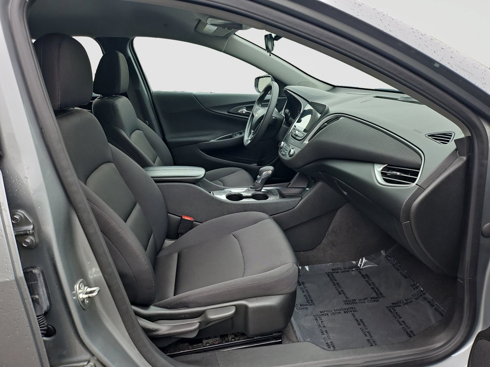 Used 2025 Chevrolet Malibu LT FWD image 11