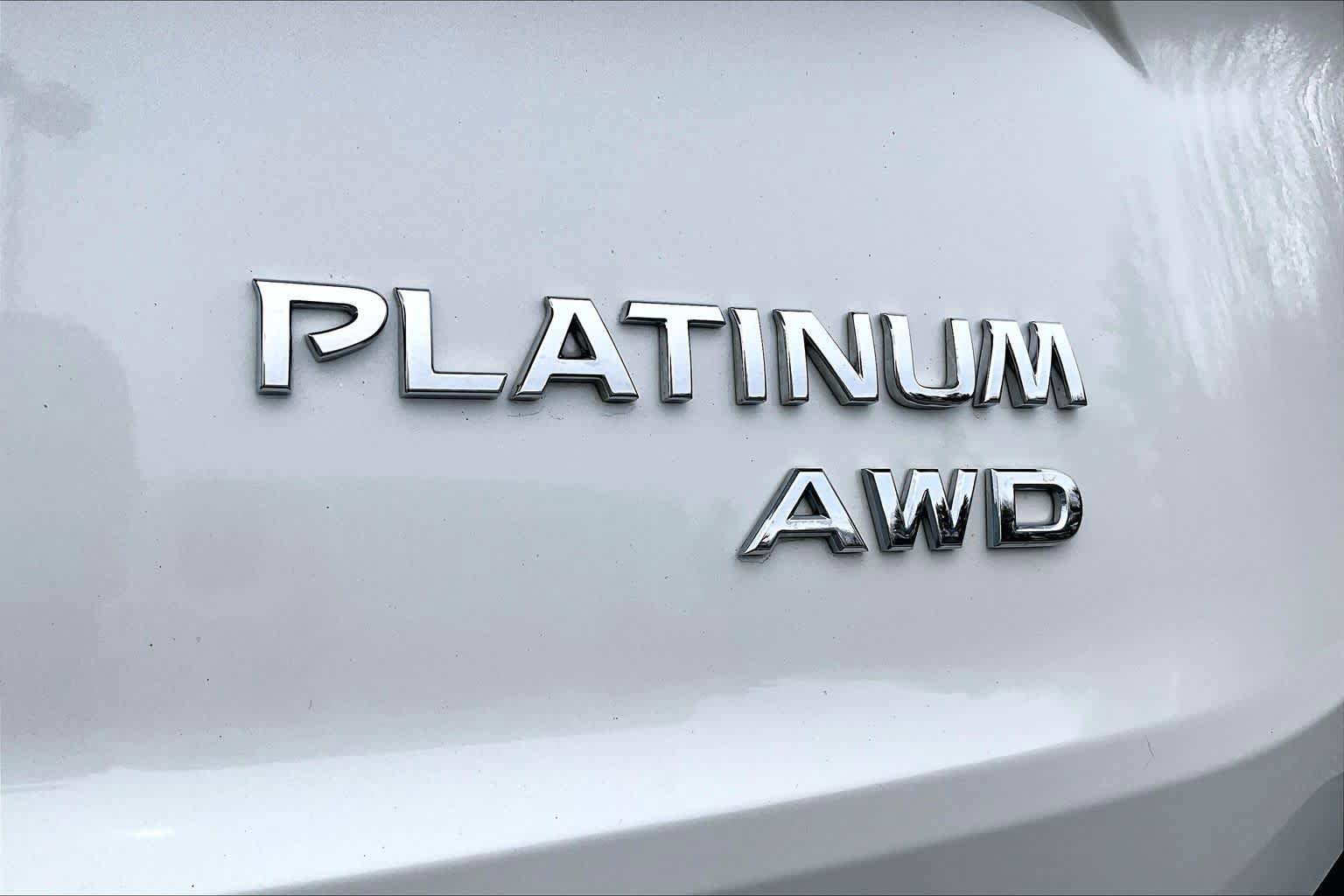 Used 2023 Nissan Rogue Platinum AWD/4WD image 10