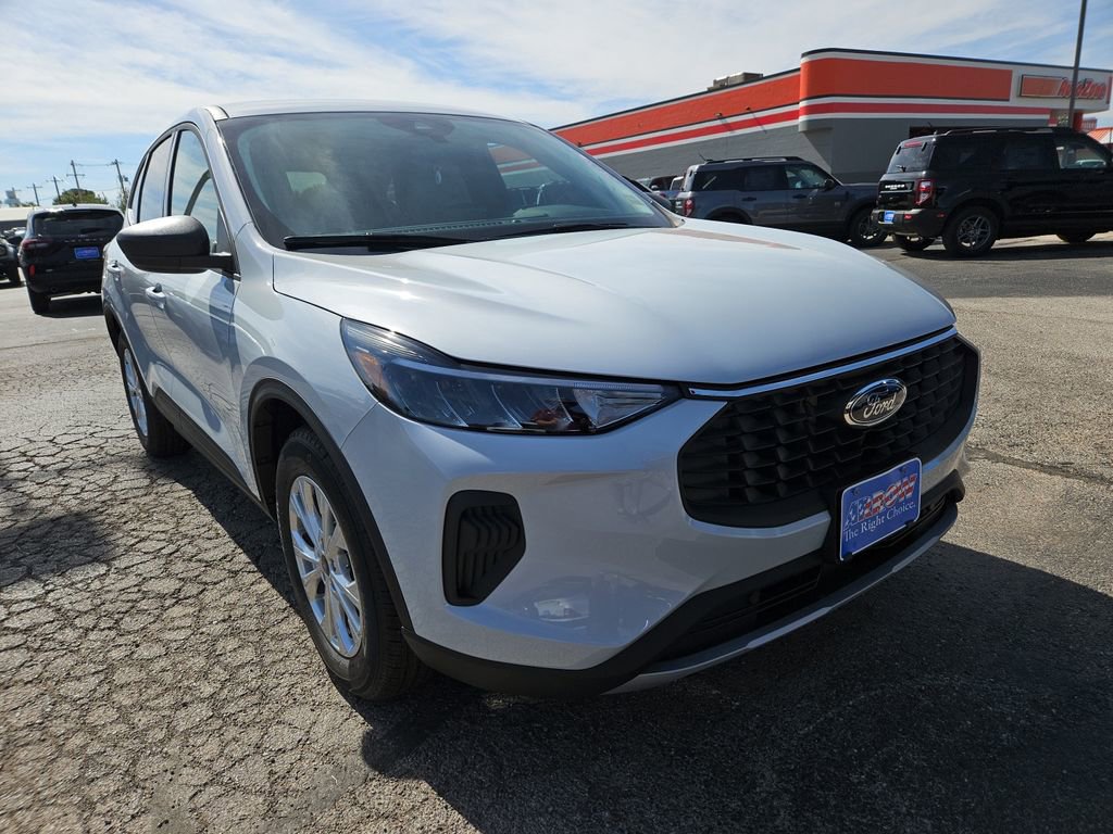 New 2026 Ford Escape Active w/ Tech Pack #1 image 2