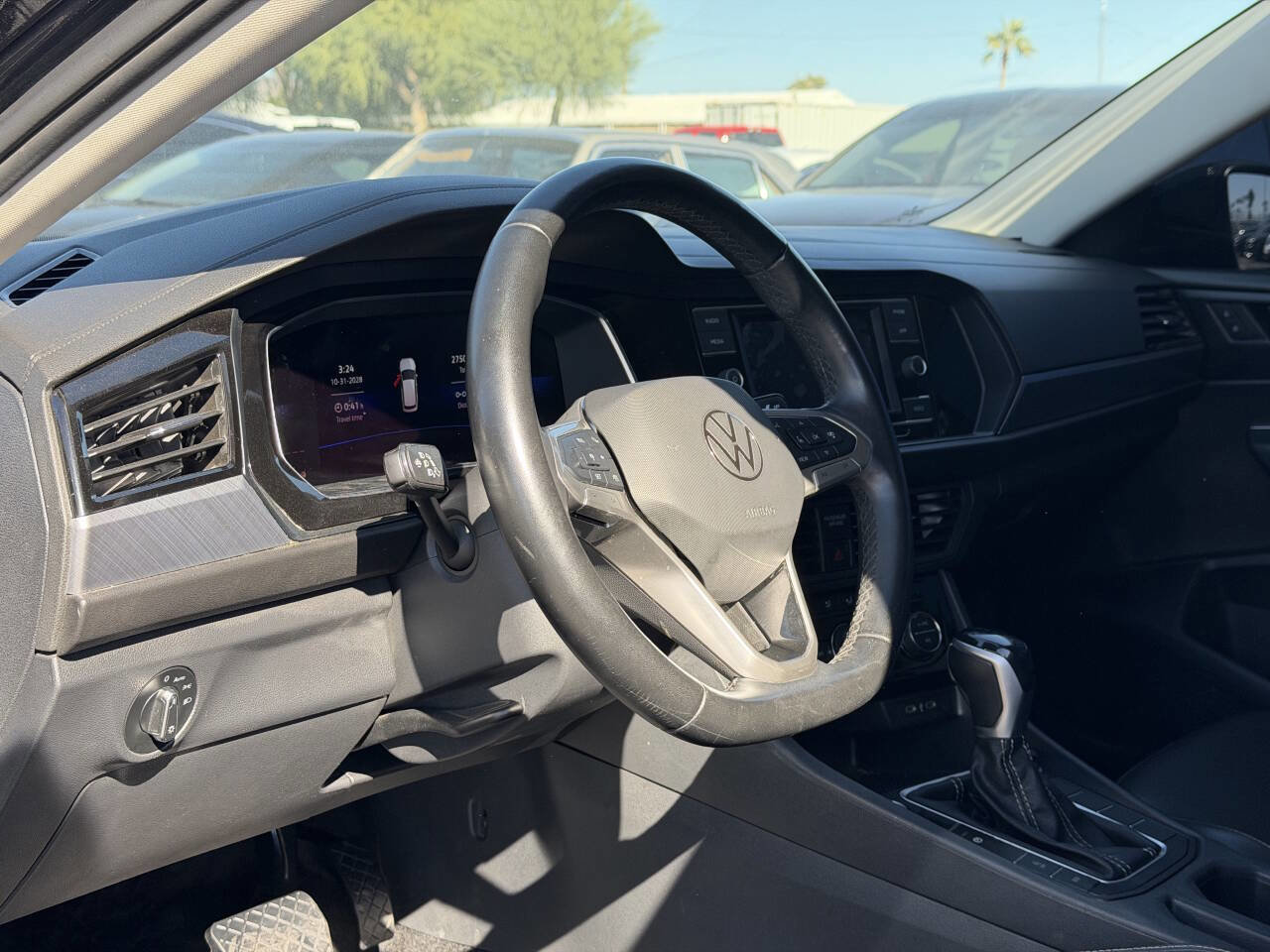 Used 2023 Volkswagen Jetta SE image 20