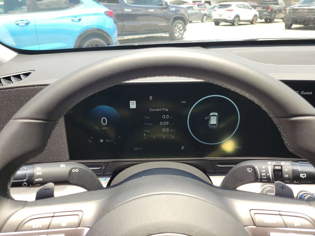 Certified 2025 Hyundai Kona SEL image 18