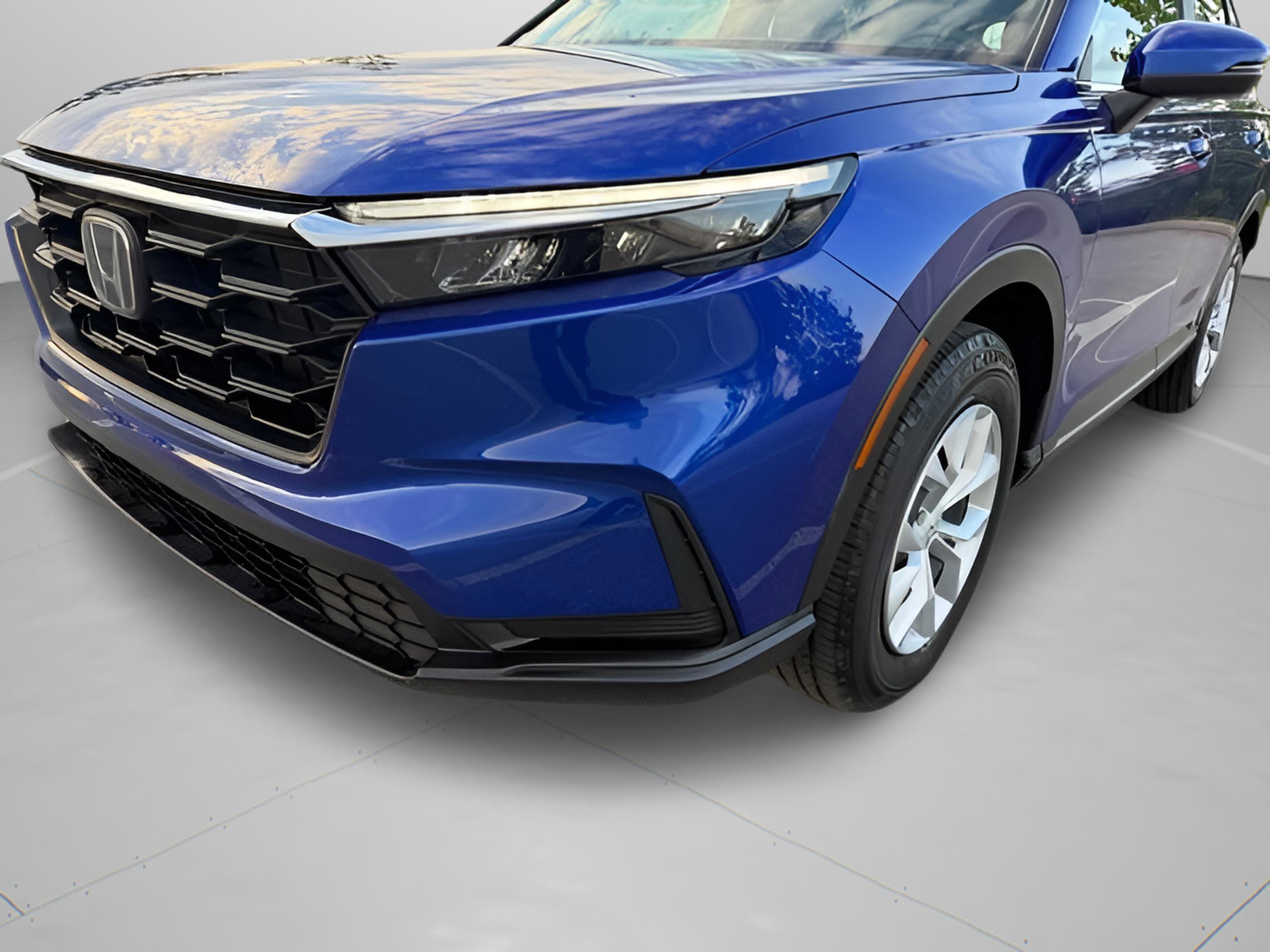 Used 2023 Honda CR-V LX image 32