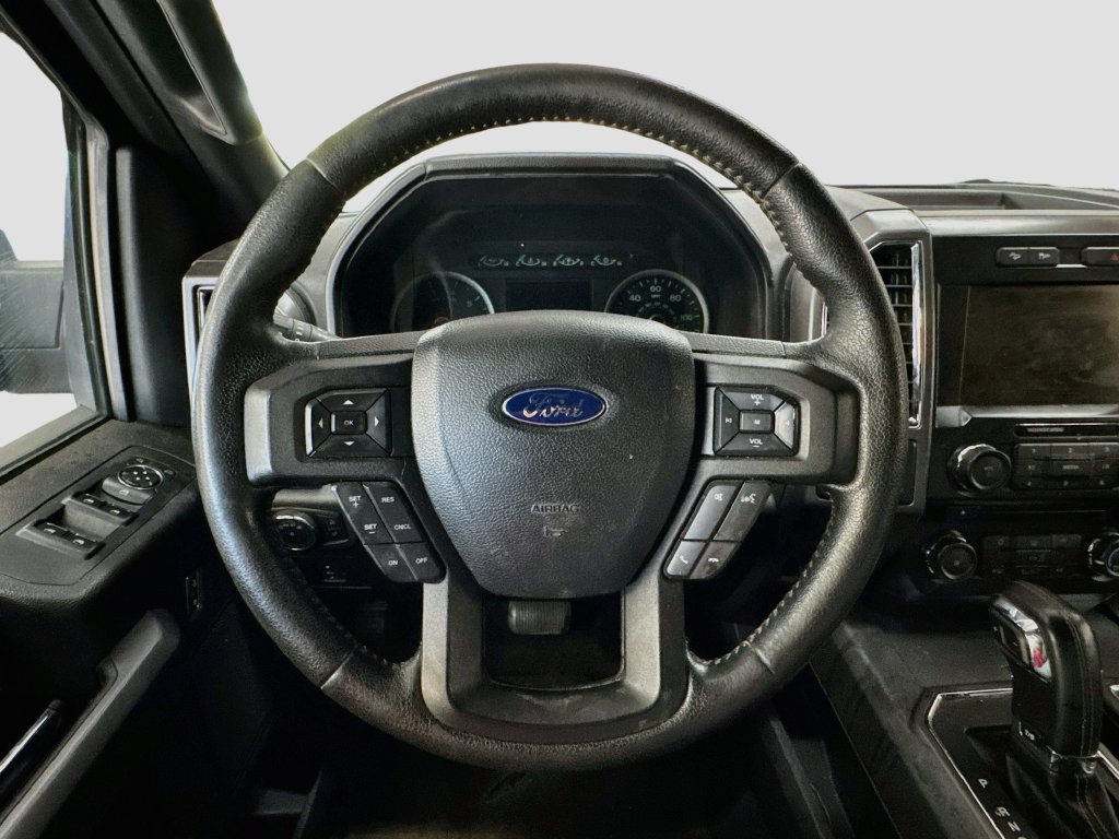 Used 2015 Ford F150 XLT w/ Equipment Group 302A Luxury AWD/4WD image 13