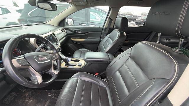 Used 2018 GMC Acadia Denali w/ Technology Package image 2