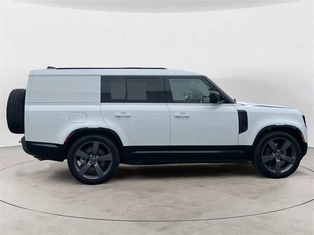 Used 2024 Land Rover Defender 130 Outbound image 7