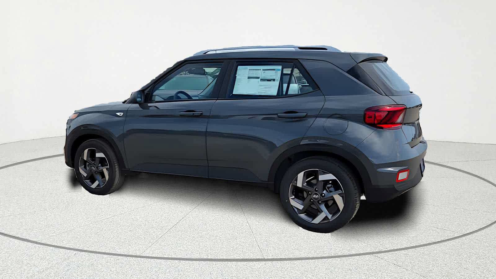 New 2026 Hyundai Venue SEL FWD image 5