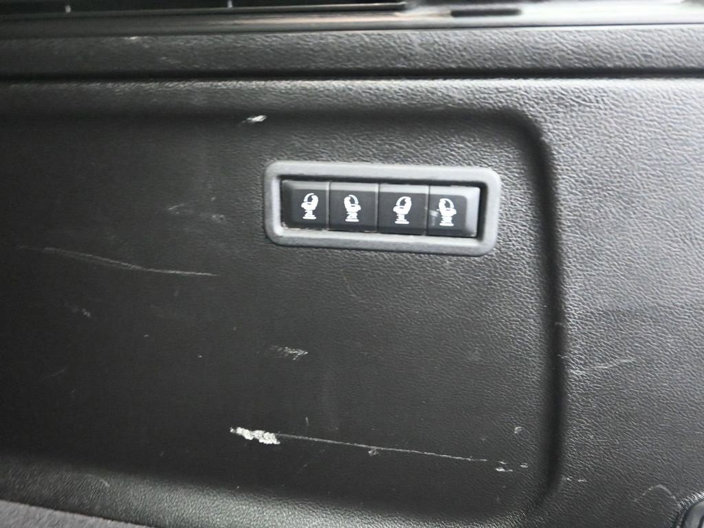 Used 2024 Jeep Wagoneer L Series II w/ Flexible Seating Group image 37