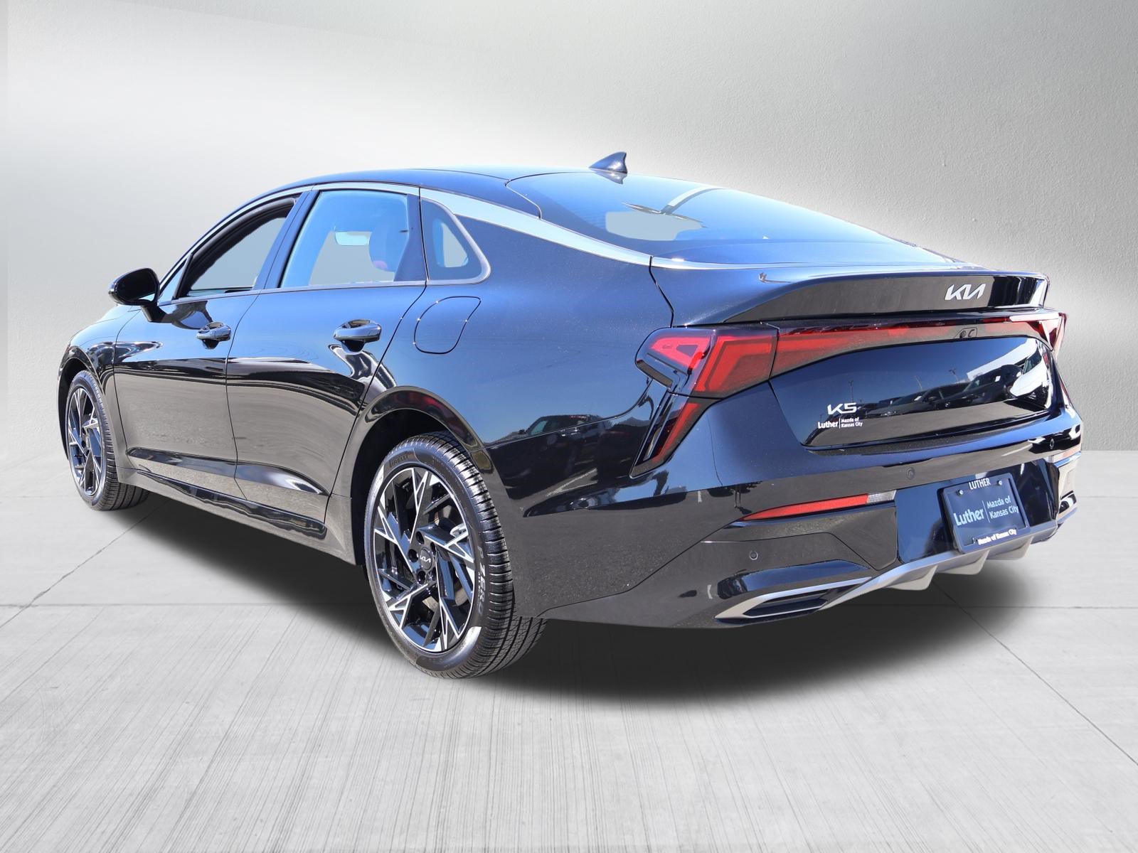 Used 2026 Kia K5 GT-Line w/ GT-Line Red Interior Package FWD image 5