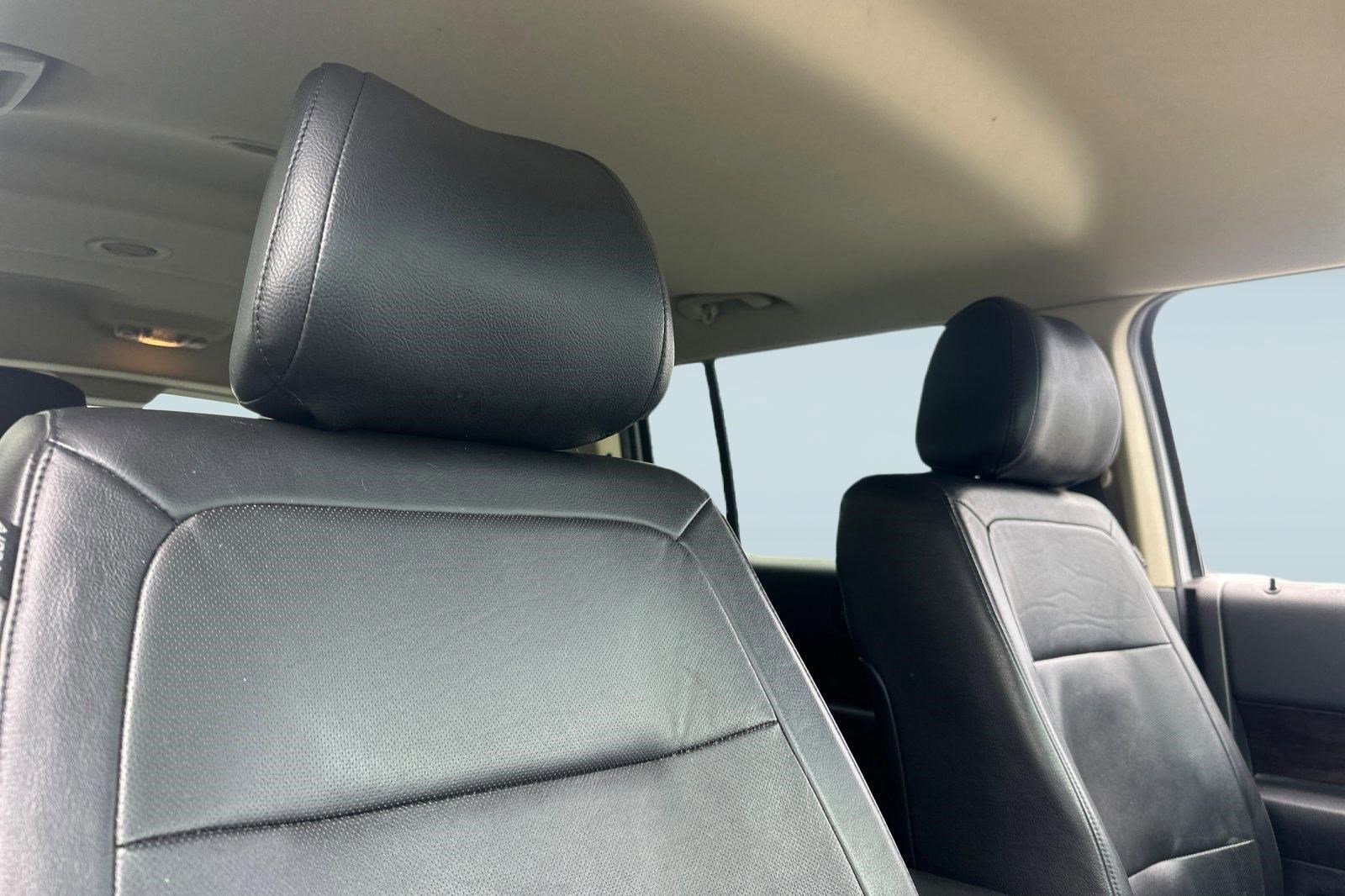 Used 2019 Ford Flex Limited image 27