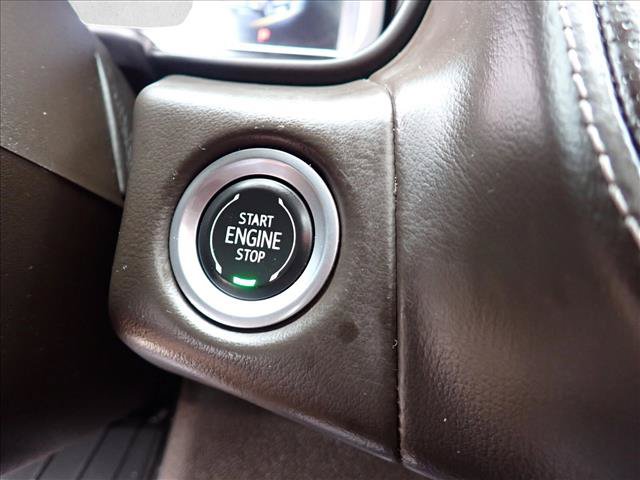 Used 2022 GMC Yukon SLT w/ SLT Luxury Package AWD/4WD image 22