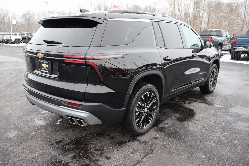 Used 2025 Chevrolet Traverse LT w/ Sun and Wheel Package image 30