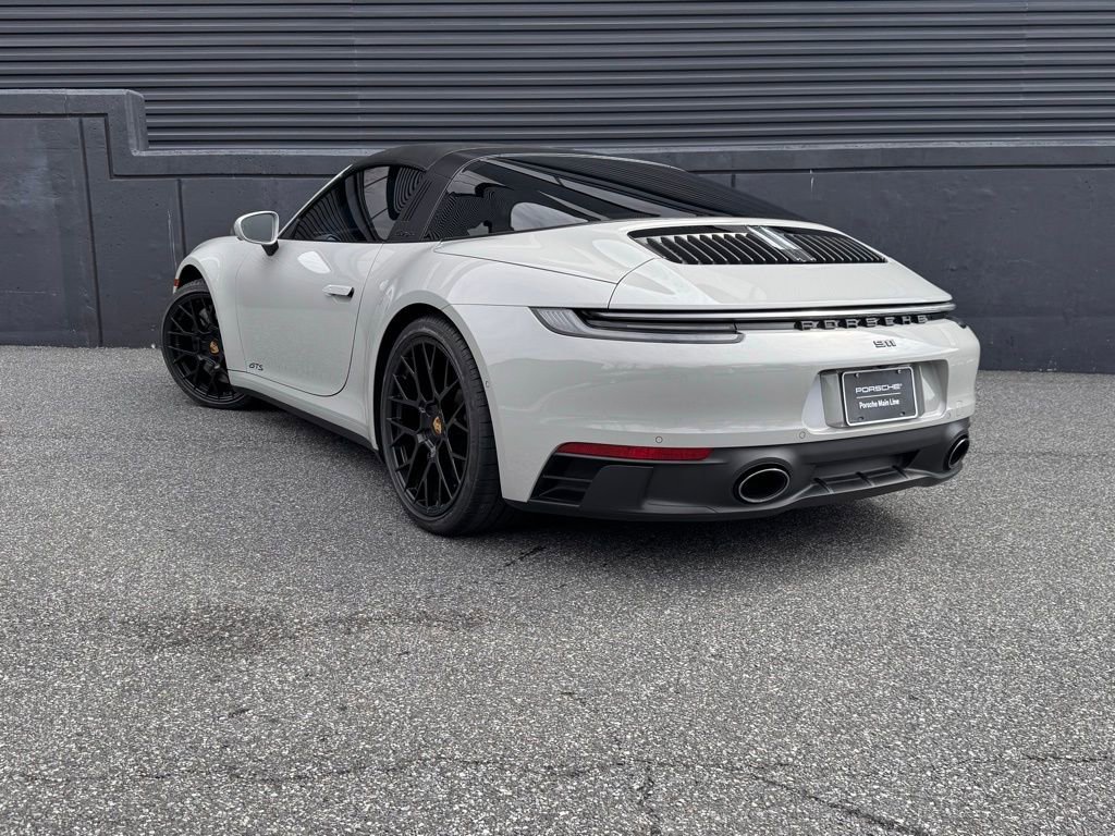 Certified 2022 Porsche 911 Targa 4 GTS AWD/4WD image 3