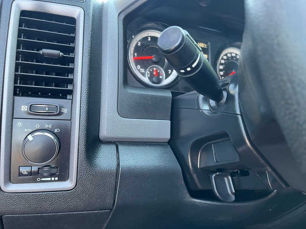 Used 2014 RAM 3500 Tradesman w/ Chrome Appearance Group image 27