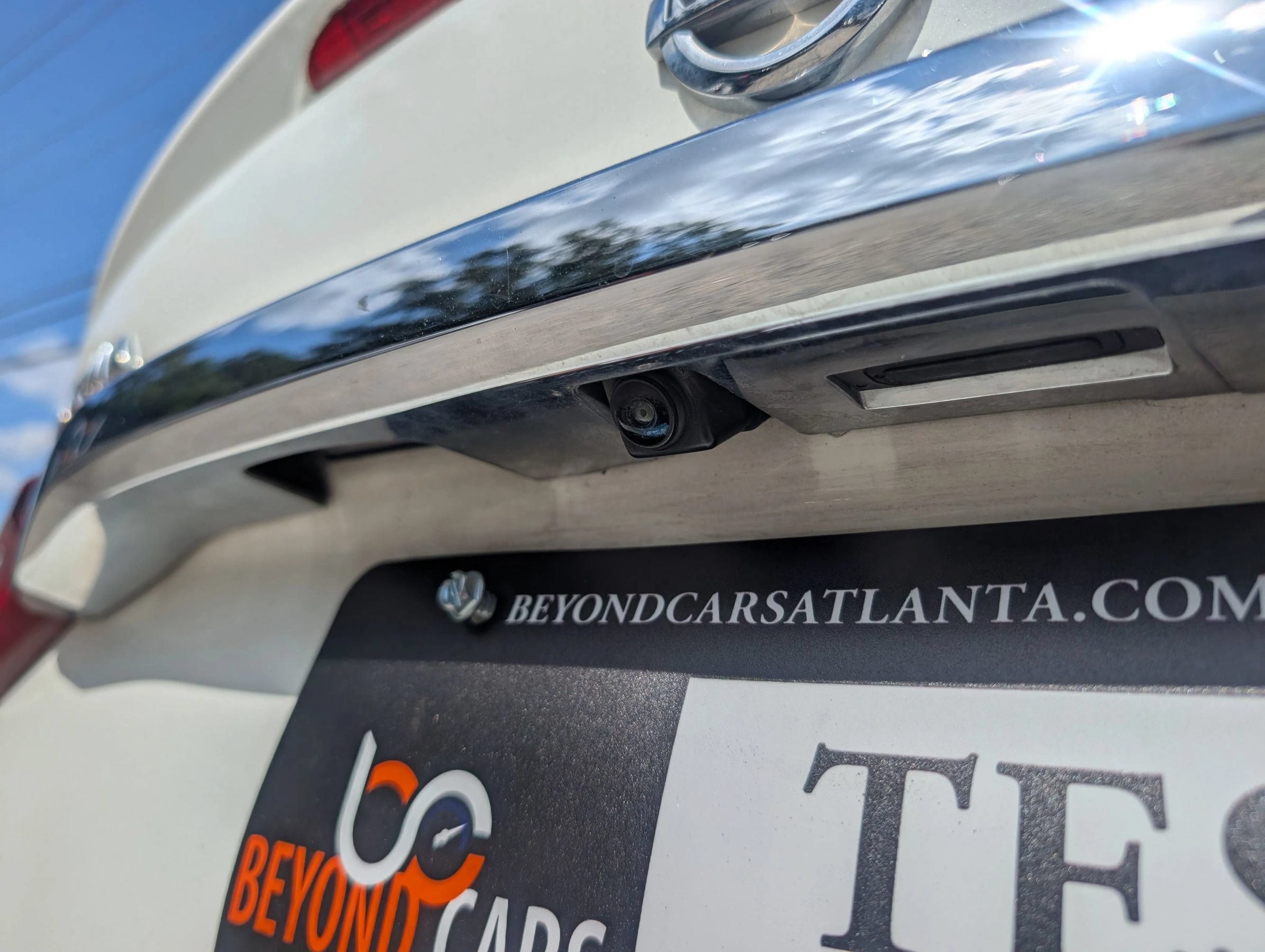 Used 2017 Nissan Maxima Platinum w/ Medallion Package FWD image 8