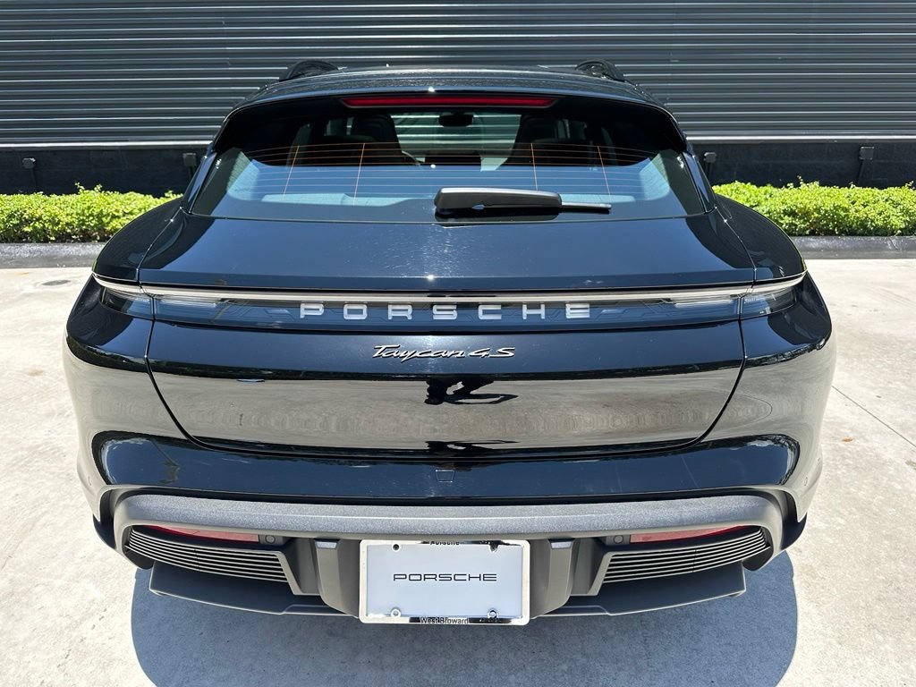Certified 2024 Porsche Taycan 4S AWD/4WD image 13