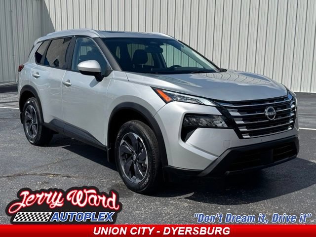 Used 2025 Nissan Rogue SV w/ SV Premium Package