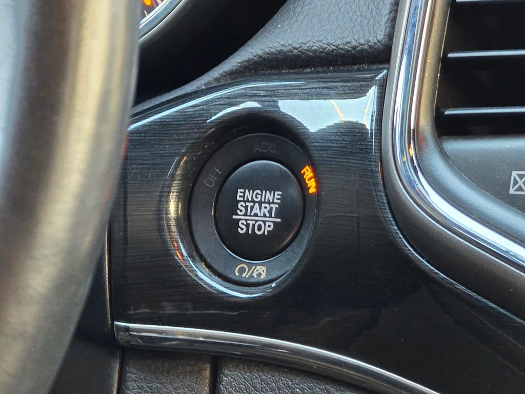 Used 2017 Jeep Grand Cherokee Trailhawk image 30