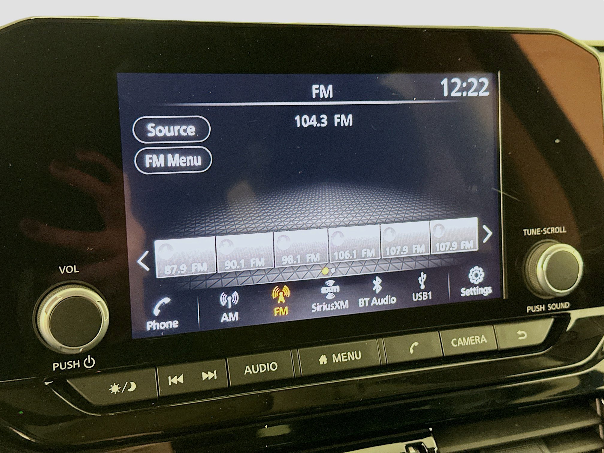 Used 2024 Nissan Pathfinder SV image 21