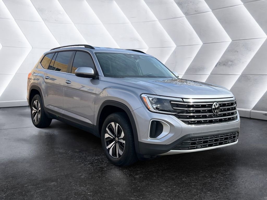 Used 2025 Volkswagen Atlas SE image 1