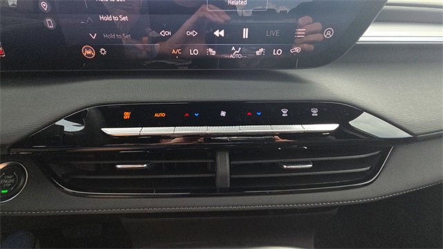 New 2026 Buick Enclave Sport Touring w/ Power Package image 30