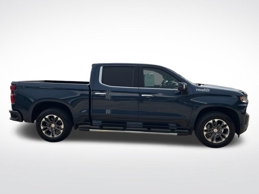 Used 2021 Chevrolet Silverado 1500 High Country w/ Technology Package AWD/4WD image 5