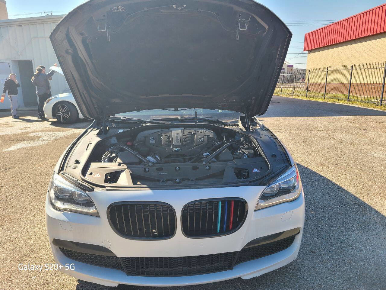 Used 2014 BMW 750Li xDrive image 35