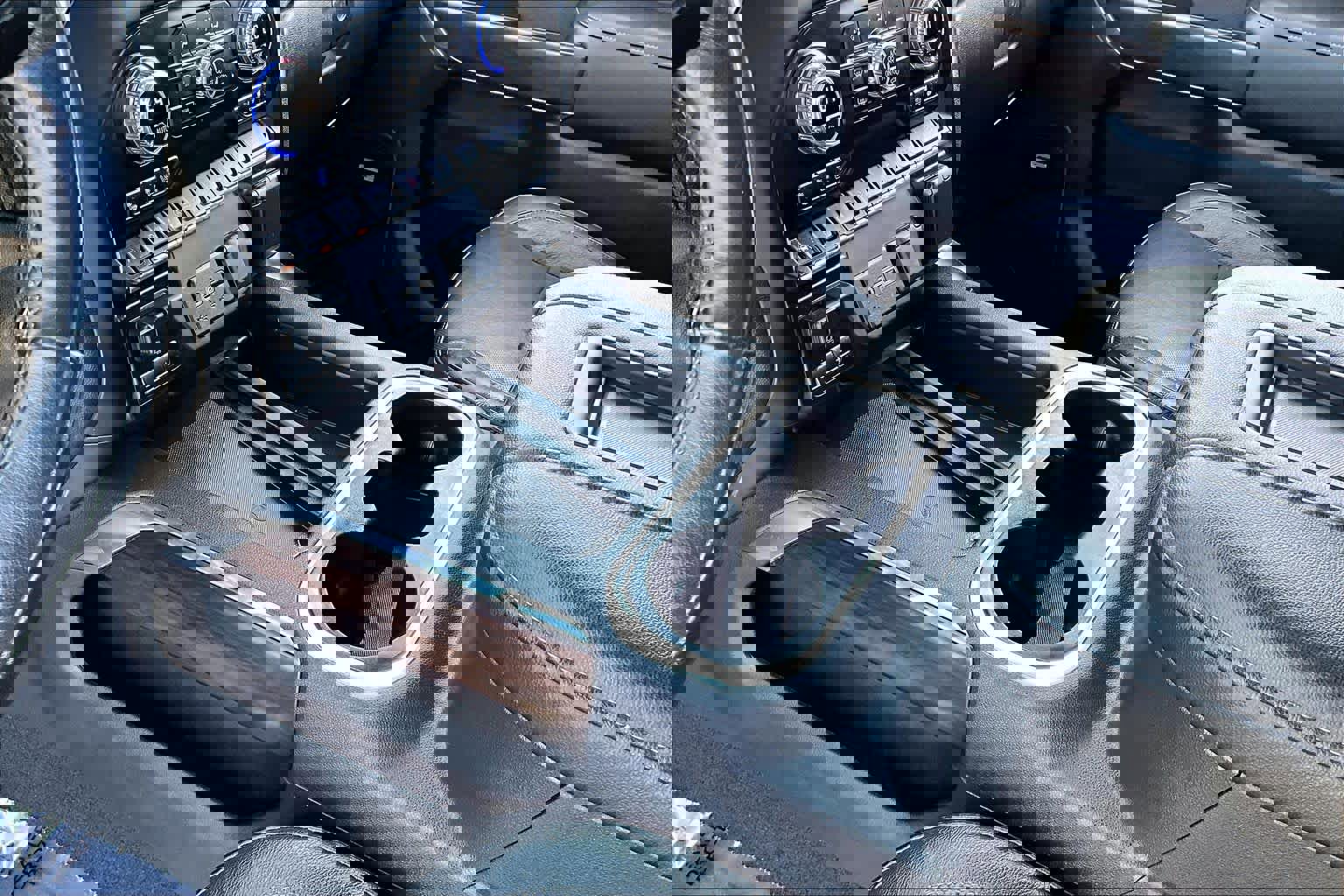 Used 2020 GMC Sierra 1500 SLT w/ SLT Premium Plus Package image 16