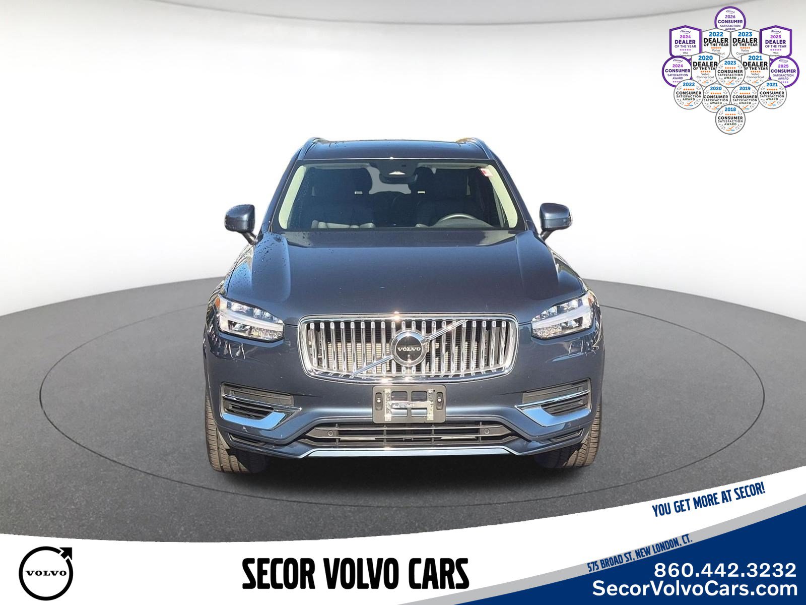 Used 2024 Volvo XC90 T8 Plus w/ Protection Package Premier AWD/4WD image 2