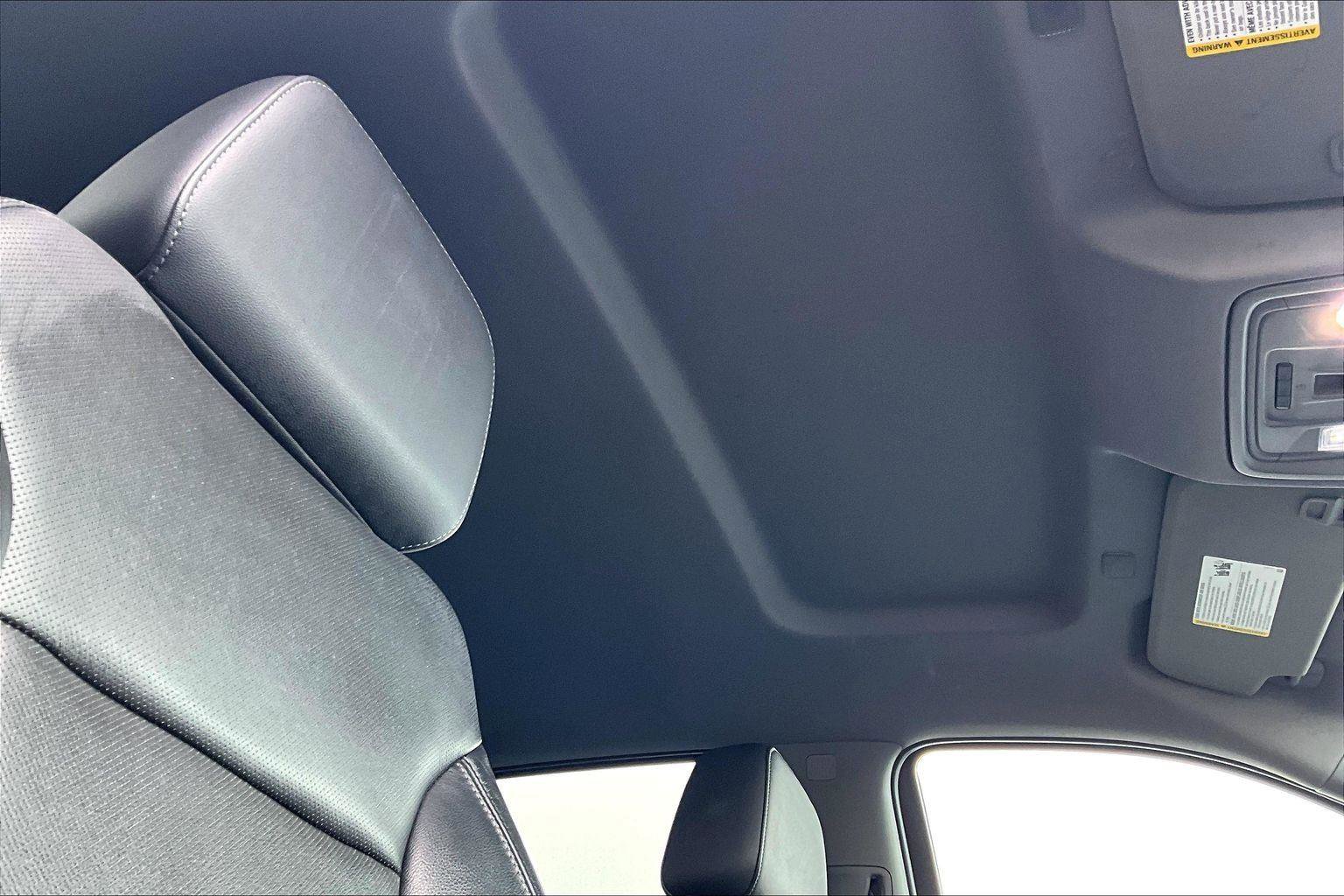 Used 2019 GMC Sierra 1500 SLT w/ SLT Premium Package image 23