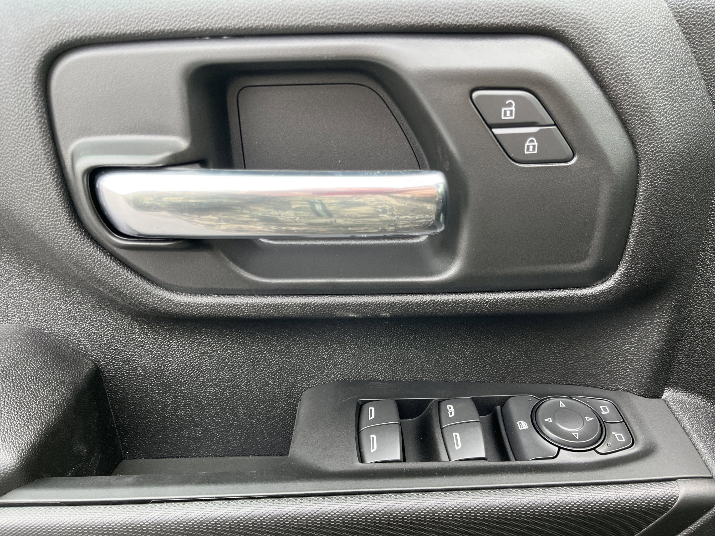 New 2026 Chevrolet Silverado 2500 Custom image 15