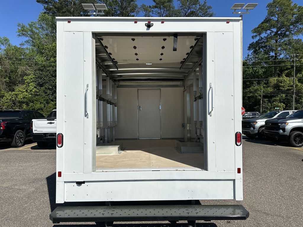 New 2024 Chevrolet Express 3500 w/ Power Convenience Package RWD image 20